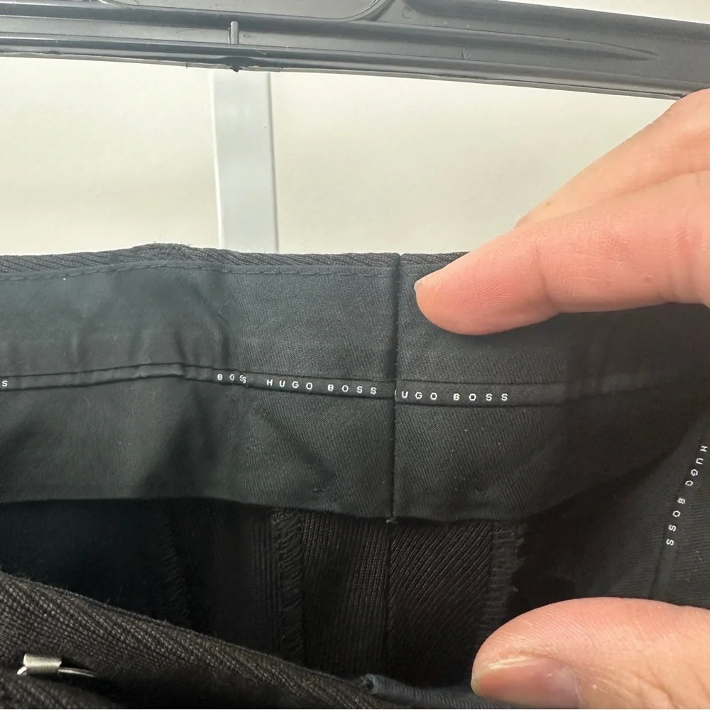 Hugo BOSS‎ PANTS SIZE 34
